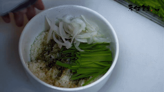 매콤새콤 파김치에 '노포식당' 찾는 고객늘어
