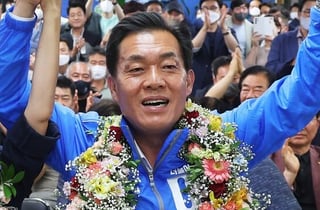 경기 기초단체장 민주당 19·국힘 12…4년 전 결과 '역전'