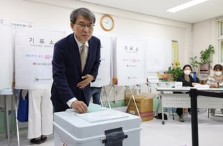 [속보]노태악 "선관위원장직 물러나겠다…투표용지 부족 책임 통감"
