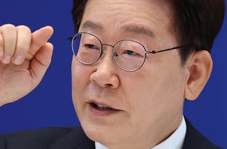 이재명 대통령 "주가 올라 환율 상승…반도체 초과이윤 배분 신중해야"