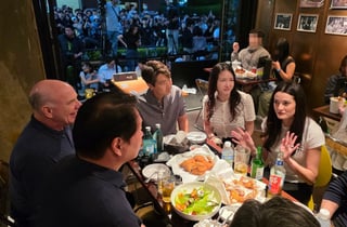 메디슨 황·최윤정 치맥 회동…엔비디아·SK, 2세로 확장된 '깐부'