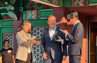 전영현 삼성전자 부회장, 젠슨 황과 회동…"가장 좋은 이야기 나눠"