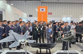 KAI, KF-21·무인기 연동 공중전투체계 선보여