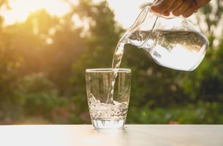 [시대헬스]역대급 여름철, 앗 옆구리 통증!…수분 섭취 필수