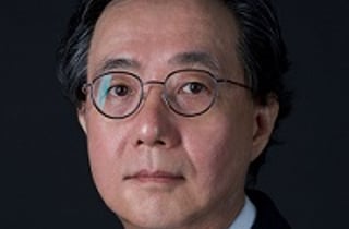 [시대시평/이정민]달 항아리 전선