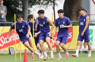 '부상' 배준호·김태현 합류…한국 대표팀 완전체 훈련 실시