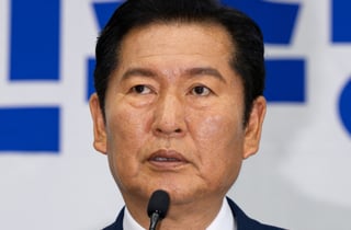'이재명 대통령에 90도 인사' 정청래, 연임 불가론에도 사퇴 후 출마 가닥