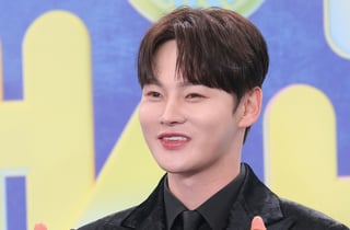 잠실 개표소 봉쇄 시위 여파, 박서진 콘서트 취소…"정상 진행 어려워"