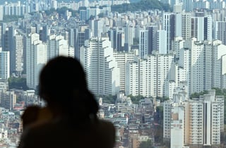 재건축 공사비 솟구치자 '국평 30억'…설계 경쟁 과열, 고분양가에 기름