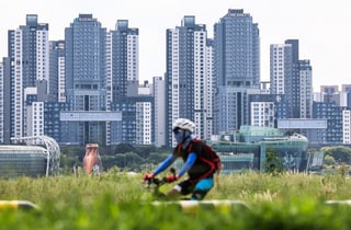 분양수익 2000억 벌어놓고 '아파트 울타리'…원베일리 개방 의무 논란