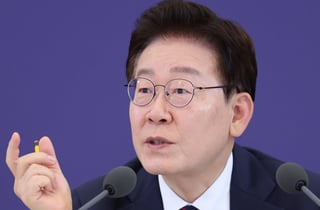 이재명 대통령 "한국형 인큐텔 설립…팔란티어와 경쟁할 혁신기업 육성"