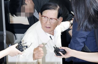 신천지 이만희 풀려나지 못했다…법원, 석방 요청 기각