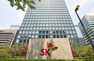 SK(주), 글로벌 투자사 KKR과 국내 최대 신재생에너지 기업 출범