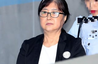 최순실, 박근혜 향한 사죄 옥중 편지…"늘 그리워, 죽기 전 용서받고파"