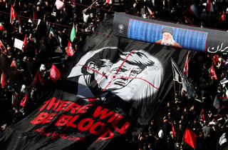 이란, 중동 미군기지 보복 공격…"바레인·UAE서 폭팔음"