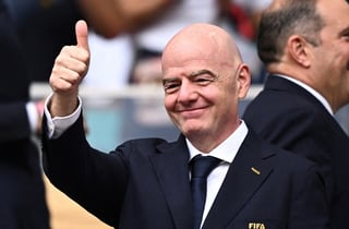 2030년 월드컵 '48개국→64개국' 참가?…FIFA 회장 "확대안 논의"