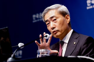 [사설]한은, 긴축 시동… 확장재정과 섬세한 조율이  숙제
