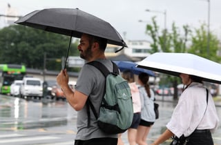 [오늘 날씨]수도권 최대 300㎜ '물폭탄'…체감온도 31도 안팎