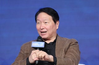 최태원 "SK하이닉스 주가 오를 것, 갖고 있으면 된다"