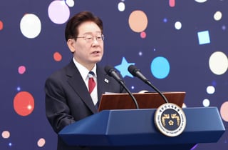 이재명 대통령 "누구도 헌법 위 군림 안돼…K민주주의 알릴 것"