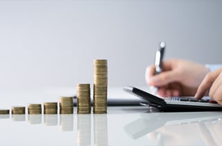 환율 높은데 금리까지 올랐다…보험사 자산운용 셈법 복잡