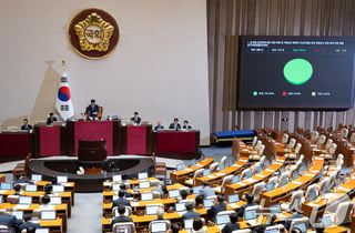 [사설]국회 50여일만 정상화…이젠 민생 협치에 진력하길