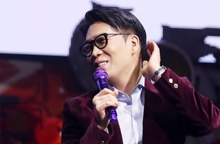MC몽, 각종 의혹 속 4년만에 단독 콘서트 강행…"억측에 숨지 않겠다"