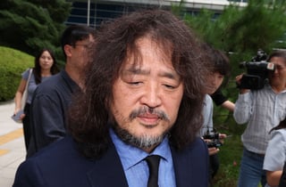'가짜뉴스 규제법' 첫날 신고에 김어준 유튜브 영상 차단됐다
