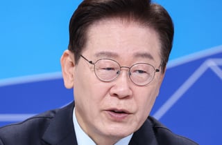 이재명 대통령 "서울 택지 못 찾아 공급 한계…부동산 투기로 국민 피해"