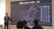 대우건설이 지난해 전면 리뉴얼한 하이엔드 브랜드 '써밋'을 앞세워 목동 재건축 단지를 공략한다. 사진은 지난 16일 형남호 대우건설 강서영업지사 소장이 브랜드 전략을 발표하는 모습. /사진=이화랑 기자