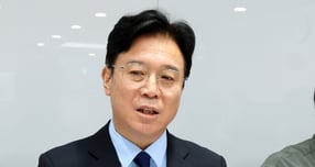 김영훈 노동장관 "정부가 대기업 이윤 뺏어 나눠준단 건 억측" 논란 진화