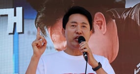 오세훈 국민의힘 서울시장 후보가 6·3 지방선거를 앞두고 막판 표심 공략에 나섰다. 사진은 오 후보가 지난 31일 오후 서울 종로구 동묘벼룩시장 인근에서 열린 유세에서 연설하는 모습. /사진=뉴시스