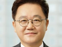 [시대시평]화려한 탄생, 하이브리드 울트라 계층