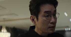 넷플릭스 오리지널 시리즈 '참교육'이 공개와 동시에 인기 정상을 달리고 있는 가운데, 1회에 등장한 배우 송영규의 존재감에도 시선이 집중되고 있다. /사진=넷플릭스 제공