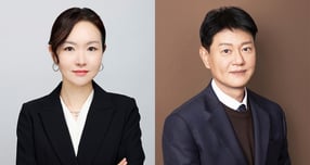 한미그룹이 각 부문 성과를 낸 임원 6명에 대한 승진 인사를 단행했다. 사진은 부사장으로 승진한 김나영 혁신성장부문장(왼쪽)과 최인영 R&amp;D센터장. /사진=한미약품 제공