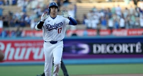 LA다저스 오타니 쇼헤이가 메이저리그(MLB) 300번째 홈런을 쳤다. 사진은 지난 7일(현지시각) 미국 캘리포니아주 로스앤젤레스 유니클로필드 앳 다저스타디움에서 열린 2026 MLB 콜로라도 로키스와의 경기 1회에서 300번째 홈런을 친 오타니의 모습. /로이터=뉴스