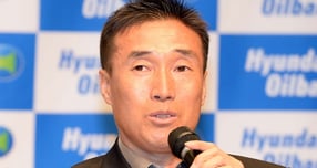 하석주 아주대학교 축구부 감독이 후배 홍명보 전 한국 축구대표팀 감독의 행동을 강하게 질타했다. 사진은 하석주 아주대 감독 모습. /사진=뉴시스