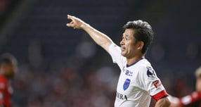 일본 축구선수 미우라 가즈요시(후쿠시마 유나이티드)가 공식전에서 득점했다. /로이터=뉴스