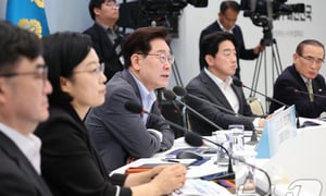   이재명 대통령이 5일 청와대 영빈관에서 열린 외교부, 통일부, 국방부, 국가보훈부 2차 업무보고에서 발언하고 있다./사진=뉴스 