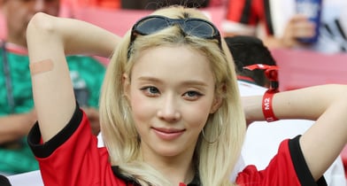 그룹 에스파 멤버 윈터가 반려견을 둘러싼 '펫샵 분양' 의혹에 입을 열었다. 사진은 에스파 멤버 윈터 모습. /사진=스타뉴스 