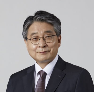                                              안기석 동행미디어 시대 고문 
