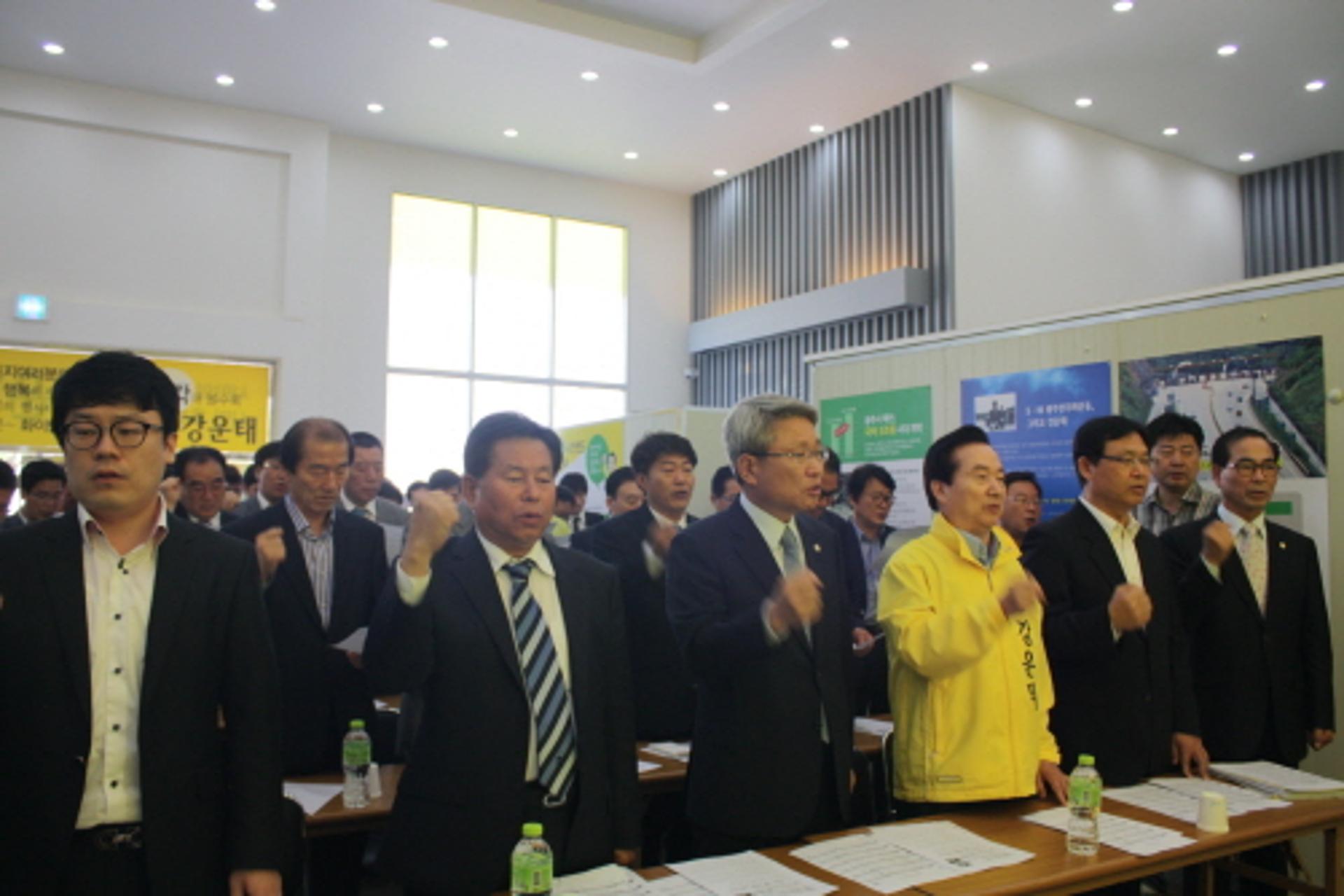 강운태 후보 "5·18정신 헌법 전문에 포함시키야"