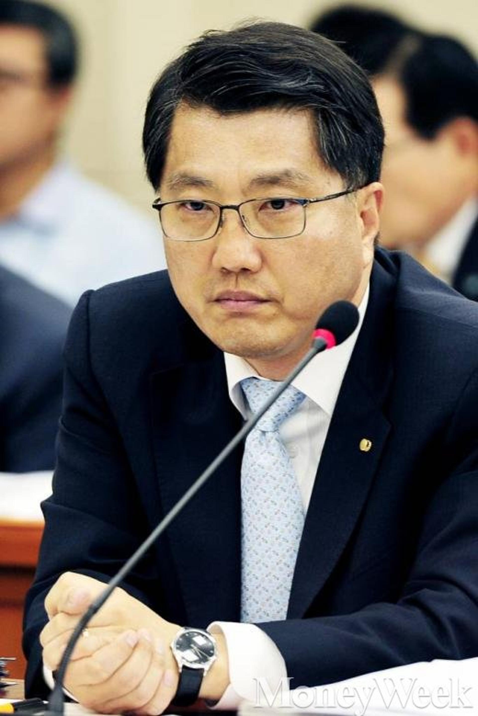 진웅섭 "가계부채, 분활상환·고정금리 중심으로 체질 개선해야"