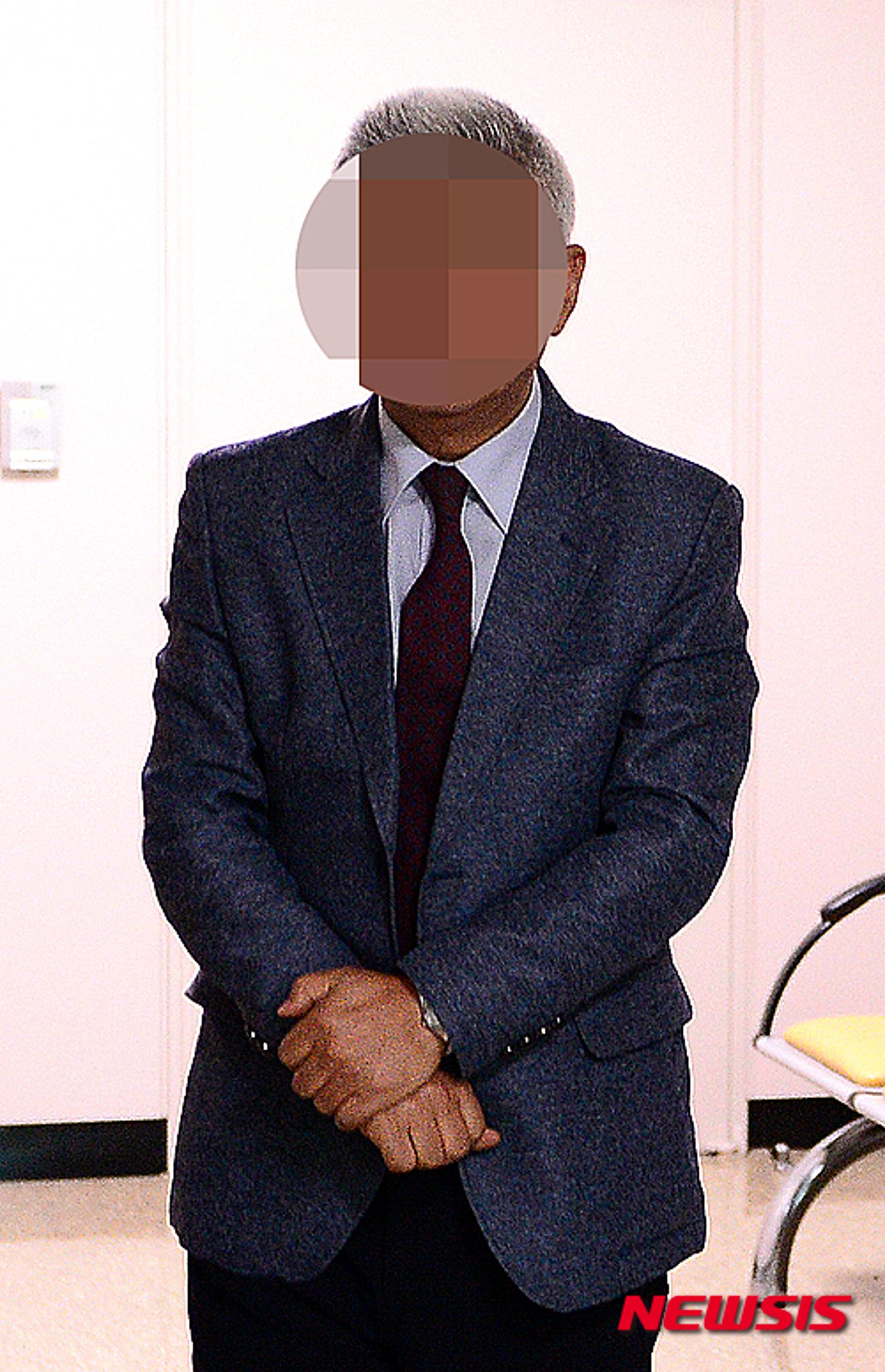 '병역기피 의혹' 유승준 아버지 "시민권 취득하라고 설득, 다 내 탓"