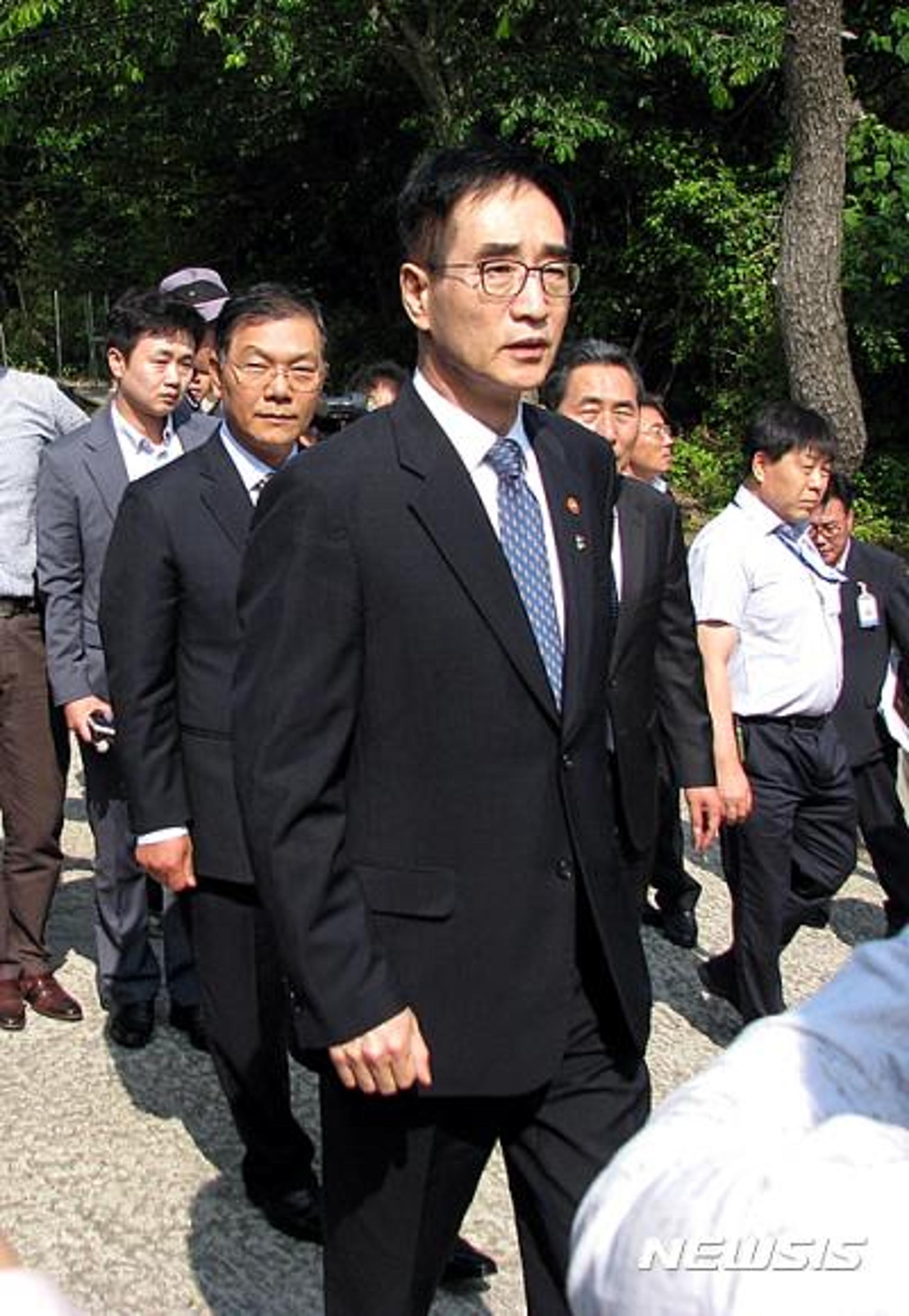 신안군 여교사 성폭행 사건, 이준식 사회부총리 "전수조사 통해 종합대책 마련"