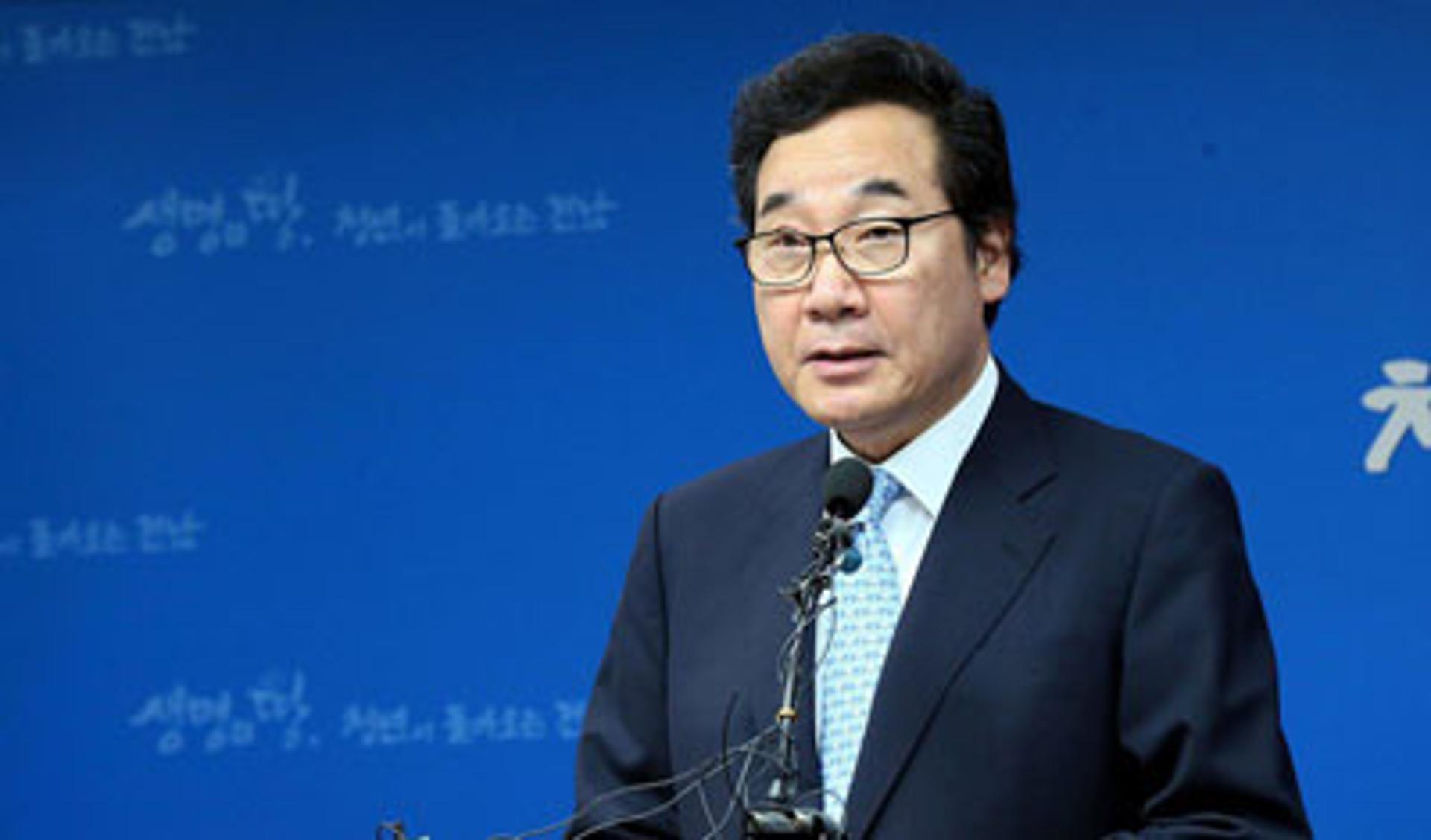 신안 섬마을 여교사 성폭행 사건, 이낙연 전남도지사의 '늑장·갈지자'