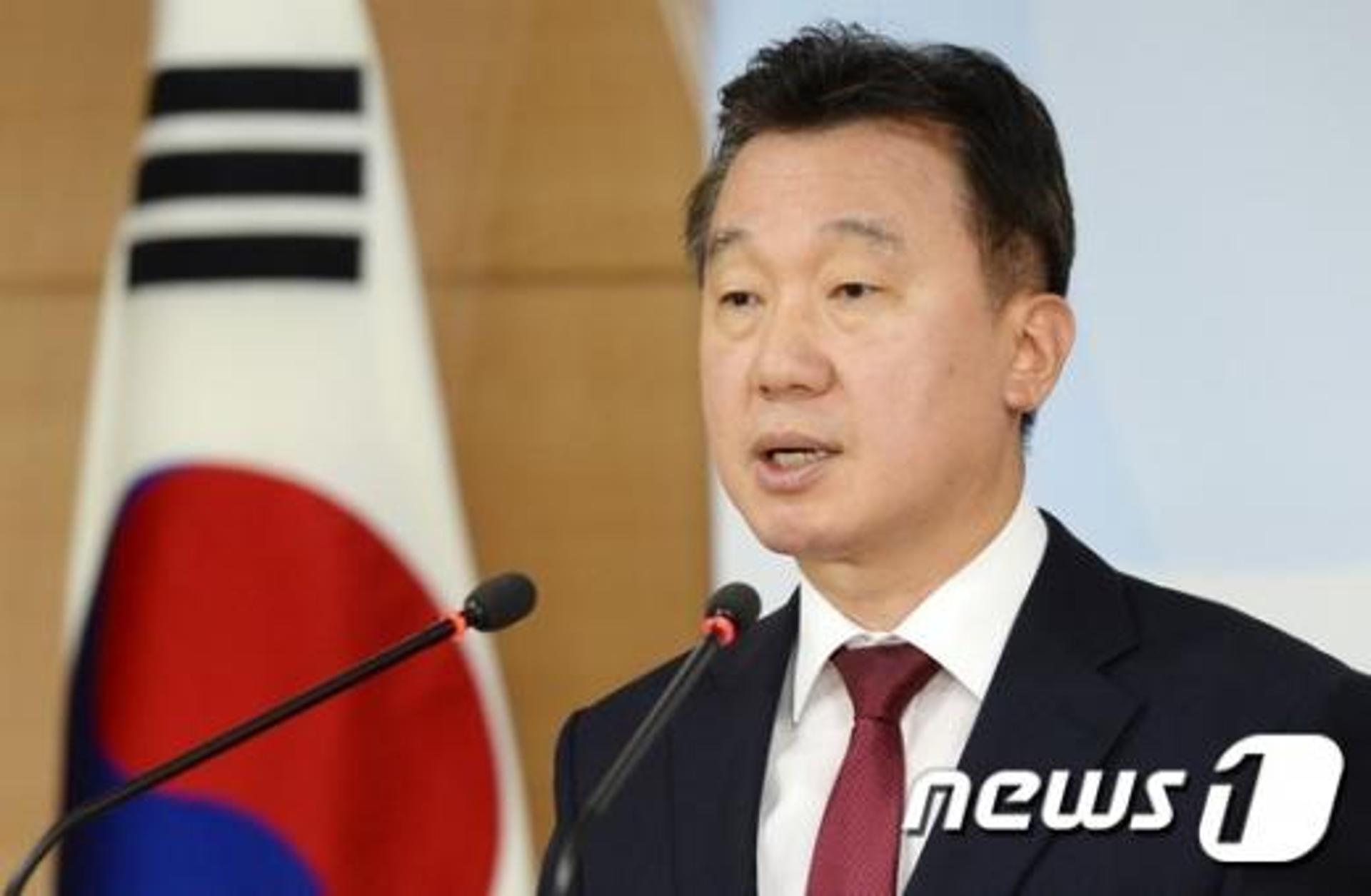 난수방송 재개, 통일부 "북한 구태의연한 태도 빨리 지양하라"