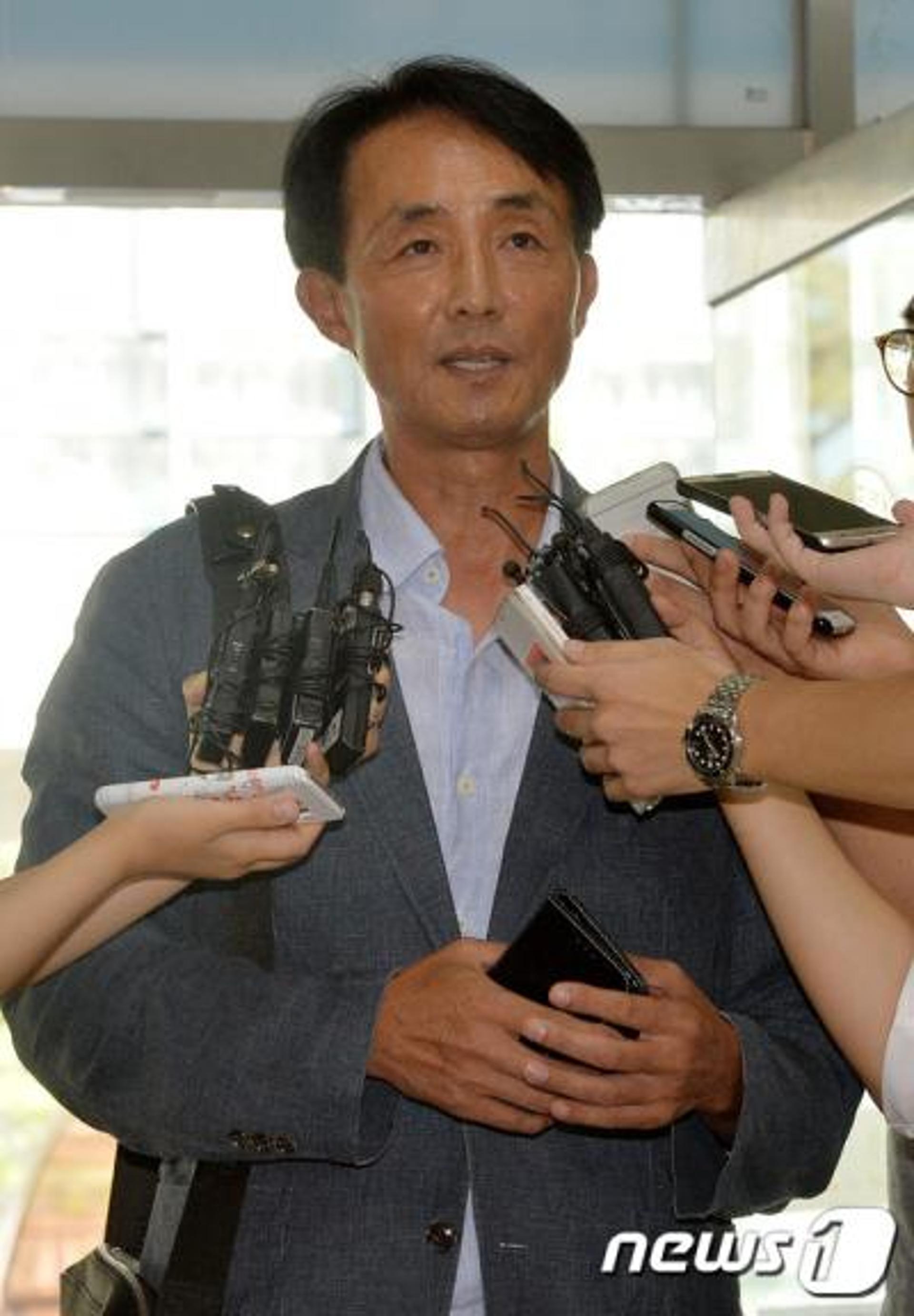 '한선교 고발' 장신중 "사과와 위법이 관계가 있느냐"