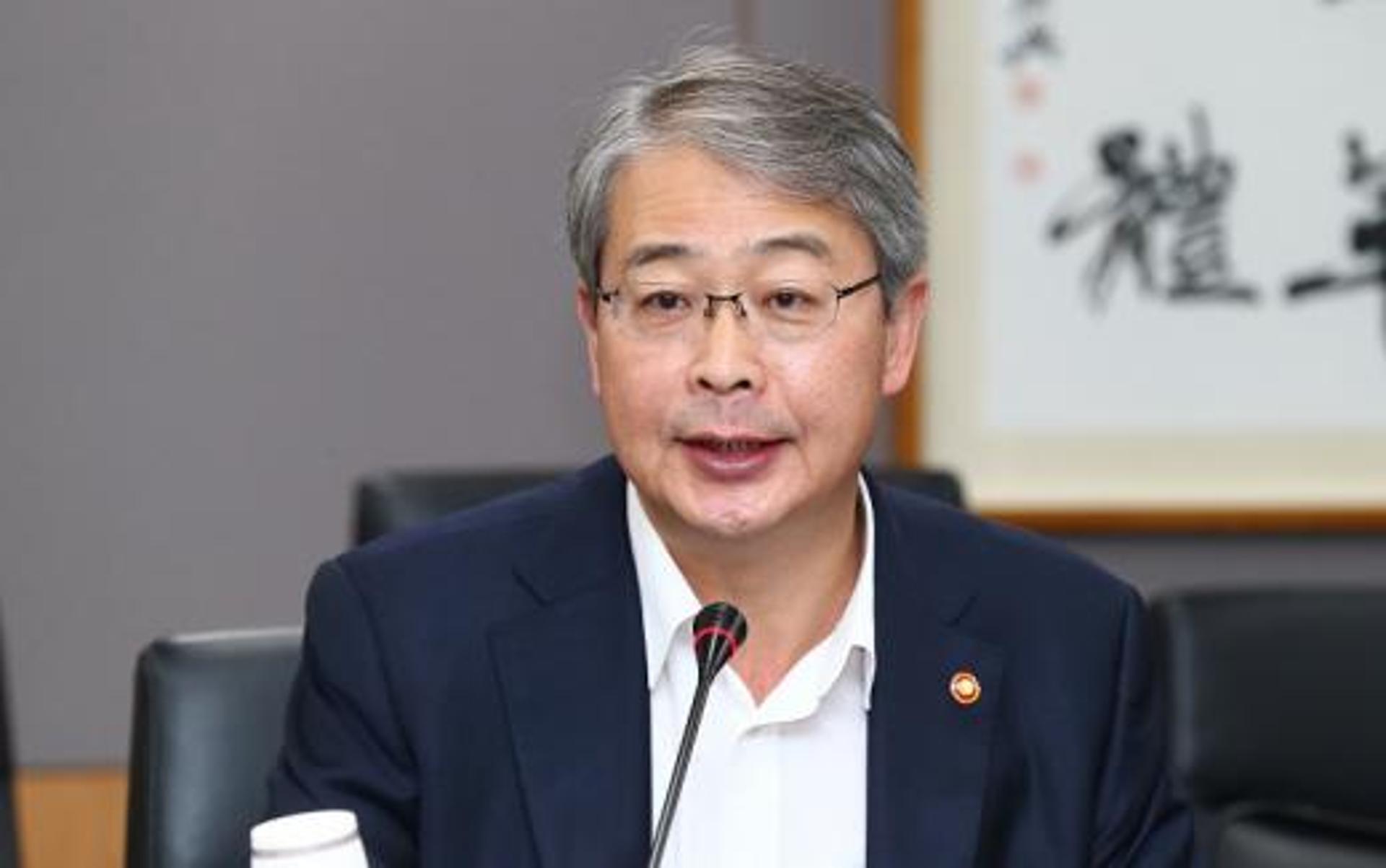 임종룡 "노조파업 철회 촉구, 불법행위에 엄정대응"