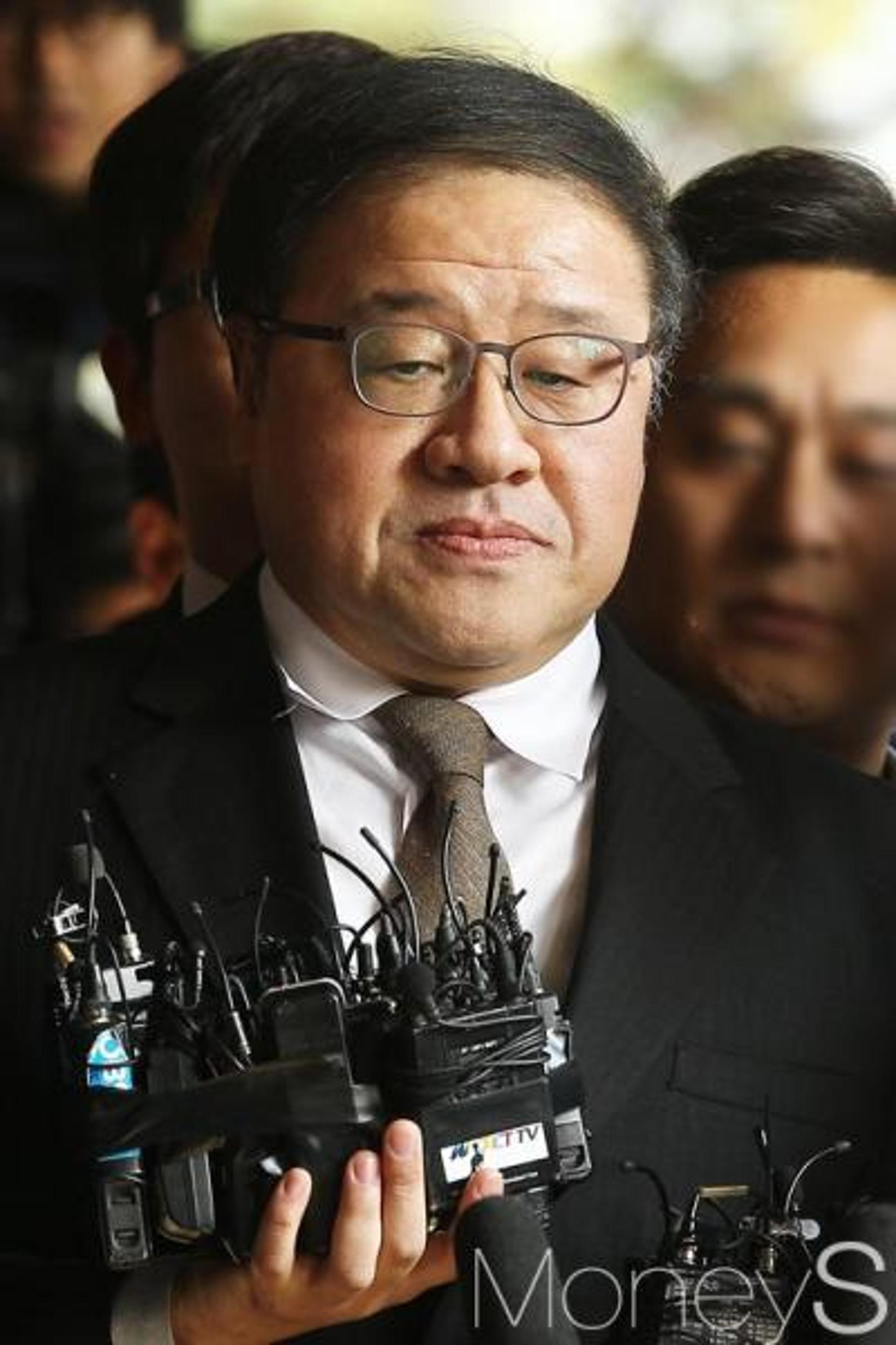 안종범 긴급체포, 검찰 "핵심 참고인들에게 허위진술 요구"… 오늘(3일) 구속영장 청구